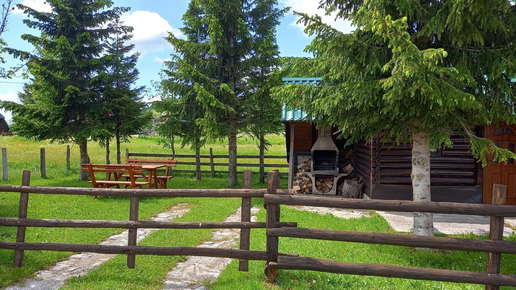 Family Farm Apartments Žabljak 外观 照片
